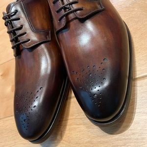 Magnanni Manchester  dress shoes
